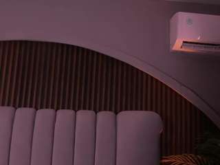 emperatrizreyes — Camsoda recorded stream screenshot (25 Mar 2026)