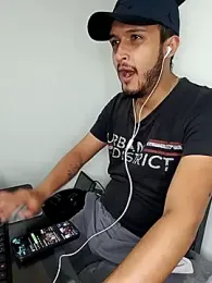 mosmar_20 — Stripchat recorded stream image, 26.03.2026 18:40