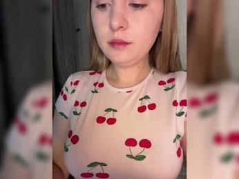 AlinaRay — Bongacams recorded stream screenshot (27 Mar 2026)