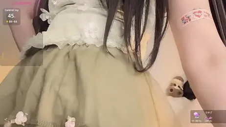 IvyMiss102 — Stripchat recorded stream image, 27.03.2026 17:00