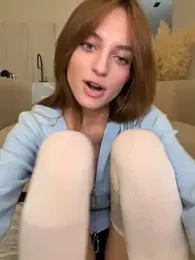 -AngelAri- — Stripchat recorded stream screenshot (27 Mar 2026)