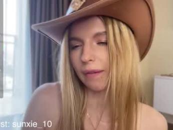 sunshine_diana_ — Chaturbate recorded stream image, 27.03.2026 22:00