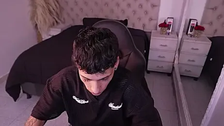 JhoanLeandro — Stripchat recorded stream image, 28.03.2026 08:40