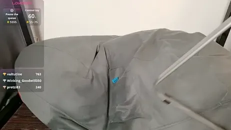 Yu_UwU_ — Stripchat recorded stream screenshot (28 Mar 2026)