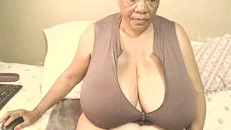 DairyQueen2 — Stripchat recorded stream image, 29.03.2026 08:20