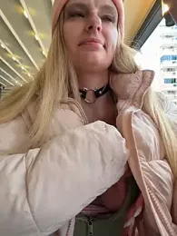 Betsy — Stripchat recorded stream image, 29.03.2026 13:30
