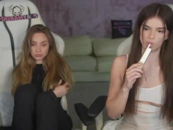 anabel054 — Chaturbate recorded stream screenshot (30 Mar 2026)