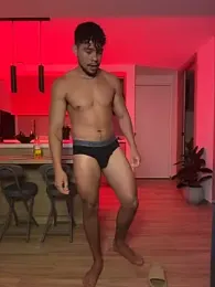 austin_spears_ — Stripchat recorded stream screenshot (01 Apr 2026)