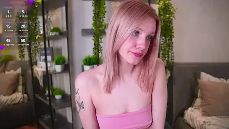 EdlaHewell — Stripchat recorded stream screenshot (01 Apr 2026)