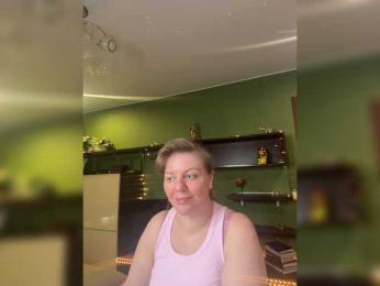 Veronika_Gold — Bongacams recorded stream screenshot (01 Apr 2026)