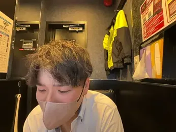 yuuki8910 — Stripchat recorded stream image, 01.04.2026 11:00