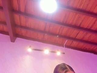 sofiisweet — Camsoda recorded stream screenshot (01 Apr 2026)