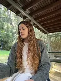 alana15 — Stripchat recorded stream screenshot (01 Apr 2026)