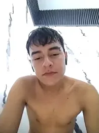 attractive-sexx — Stripchat recorded stream screenshot (01 Apr 2026)