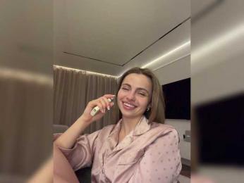 Nataliecroys — Bongacams recorded stream image, 01.04.2026 23:10