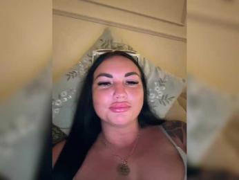 KROSHKA_N — Bongacams recorded stream image, 02.04.2026 09:10