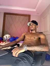 AaronCruz_ — Stripchat recorded stream image, 02.04.2026 21:00