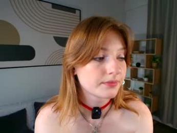 viola_larson — Chaturbate recorded stream screenshot (03 Apr 2026)
