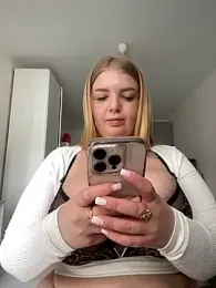 OdriOlsens — Stripchat recorded stream image, 08.03.2025 06:20