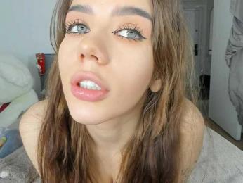 dolly-ll — Bongacams recorded stream image, 01.02.2025 11:20