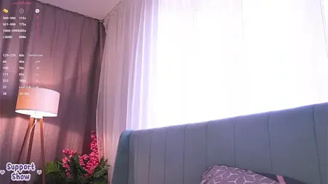 Adeles_vibes — Stripchat recorded stream screenshot (04 Apr 2026)