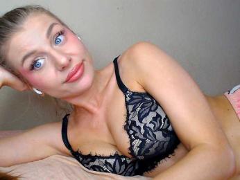JustAlice — Bongacams recorded stream image, 04.04.2026 14:50