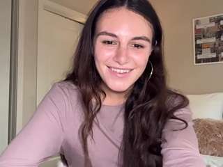 graciesmith27 — Camsoda recorded stream image, 04.04.2026 21:40