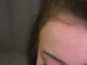 vivid_girls — Chaturbate recorded stream image, 05.04.2026 09:00