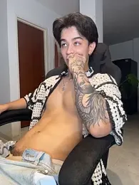 ajordanR — Stripchat recorded stream image, 05.04.2026 20:40