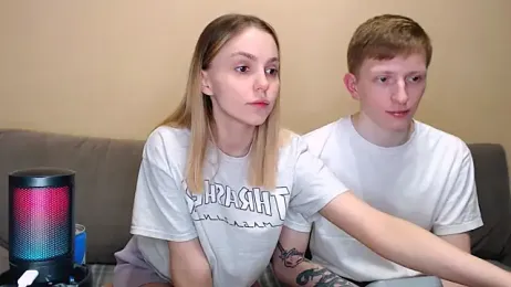 juliaanddima — Stripchat recorded stream image, 05.04.2026 21:50