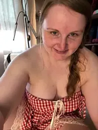 GingerSnap33 — Stripchat recorded stream image, 06.04.2026 20:20
