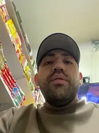 JuanZapata33 — Stripchat recorded stream image, 06.04.2026 21:50