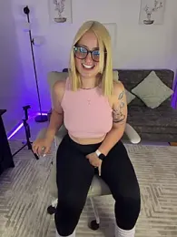 Megan_lu2 — Stripchat recorded stream image, 07.04.2026 05:10