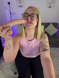 Megan_lu2 — Stripchat recorded stream image, 07.04.2026 05:10