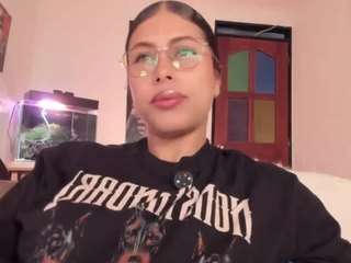 sarahsmithh — Camsoda recorded stream image, 07.04.2026 13:00