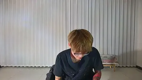 KK-cuteboy — Stripchat recorded stream screenshot (07 Apr 2026)