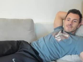roberto4ever — Chaturbate recorded stream image, 07.04.2026 13:30