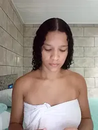 By_Aninha — Stripchat recorded stream screenshot (07 Apr 2026)