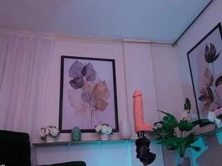 zoe-cruz21 — Camsoda recorded stream screenshot (07 Apr 2026)