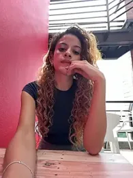 alana15 — Stripchat recorded stream screenshot (07 Apr 2026)