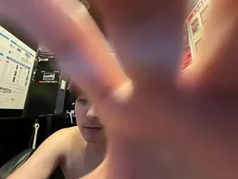 yuuki8910 — Stripchat recorded stream image, 08.04.2026 11:10