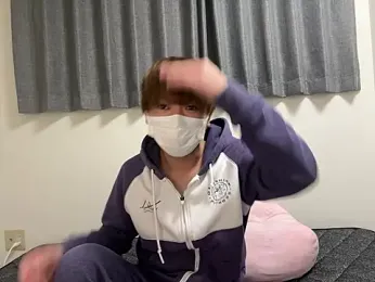 onimakura — Stripchat recorded stream image, 08.04.2026 14:00