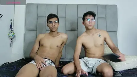 Desire4Duo — Stripchat recorded stream screenshot (09 Apr 2026)