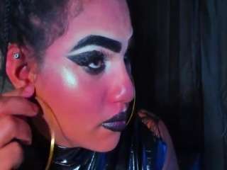 robertagutierrez — Camsoda recorded stream image, 09.04.2026 08:40