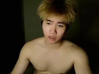 Juhone — Stripchat recorded stream image, 09.04.2026 17:40