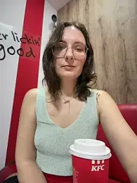 The_Snowwhitee — Stripchat recorded stream screenshot (10 Apr 2026)