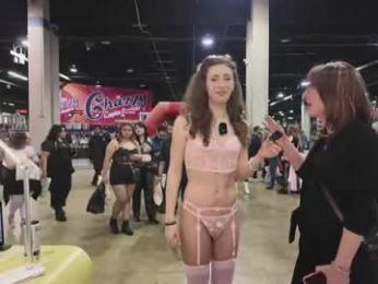 carriemadsin — Chaturbate recorded stream image, 10.04.2026 22:10