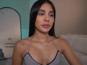 veroniqe_lounge — Chaturbate recorded stream image, 11.04.2026 01:00