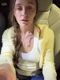 lunagirl13 — Stripchat recorded stream image, 11.04.2026 00:10