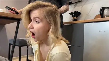 Adelovenick — Stripchat recorded stream image, 11.04.2026 03:50